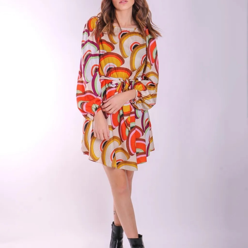 Lily Geometric Long Sleeve
Mini Dress